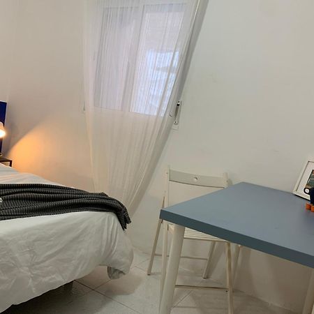 Cardenosa Habitaciones Madrid Exteriör bild